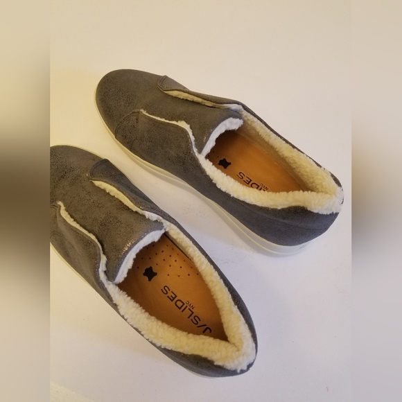 J/SLIDES Nada Sneakers Metallic Pewter Platform Shearling Low Top Slip on Womens - Picture 9 of 16
